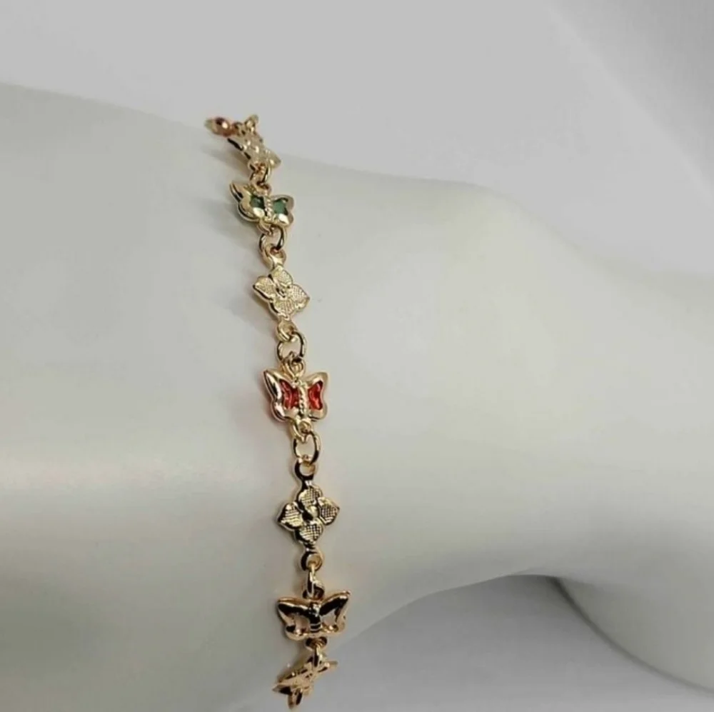 Brand New Brazilian 18k Gold Filled Multi Butterfly Bracelet